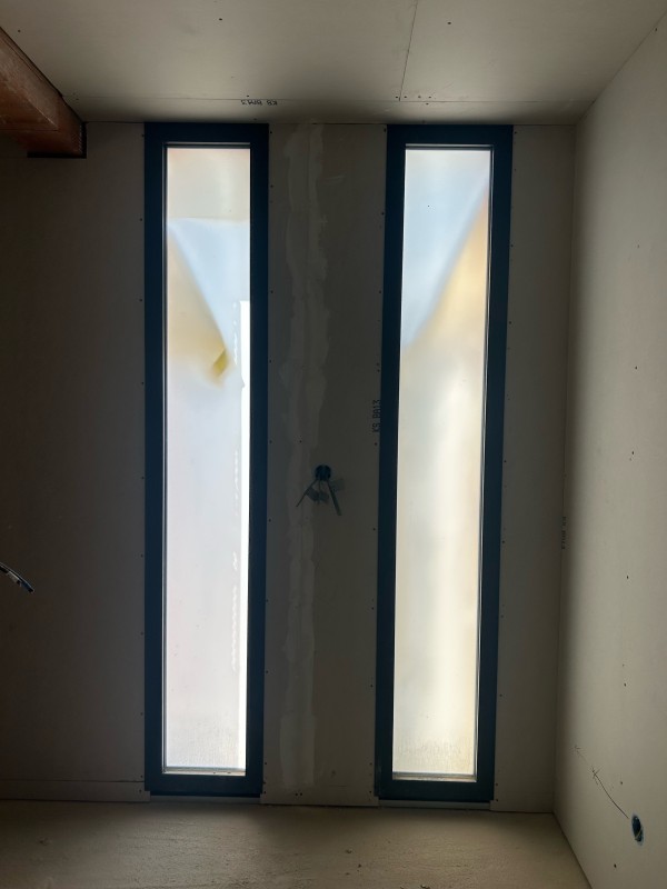 Châssis fixes aluminium à Carry-le-Rouet – Fourniture et pose sur mesure